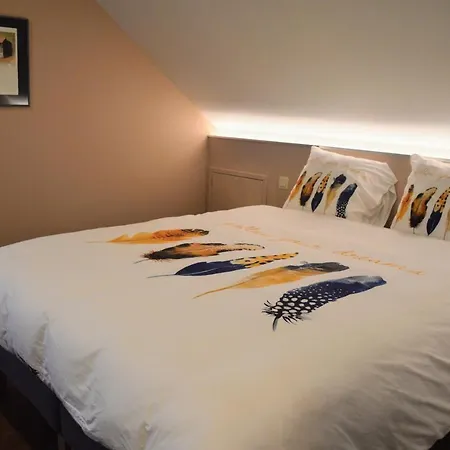 Plumes Et Pinceaux 3* 르뒤