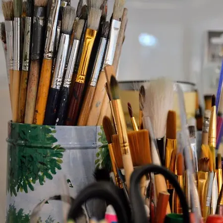 Bed & Breakfast Plumes Et Pinceaux